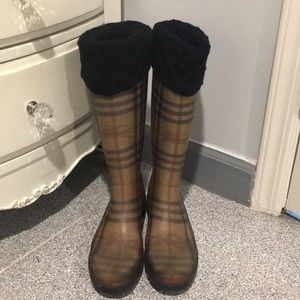 Authentic Burberry Rainboots
